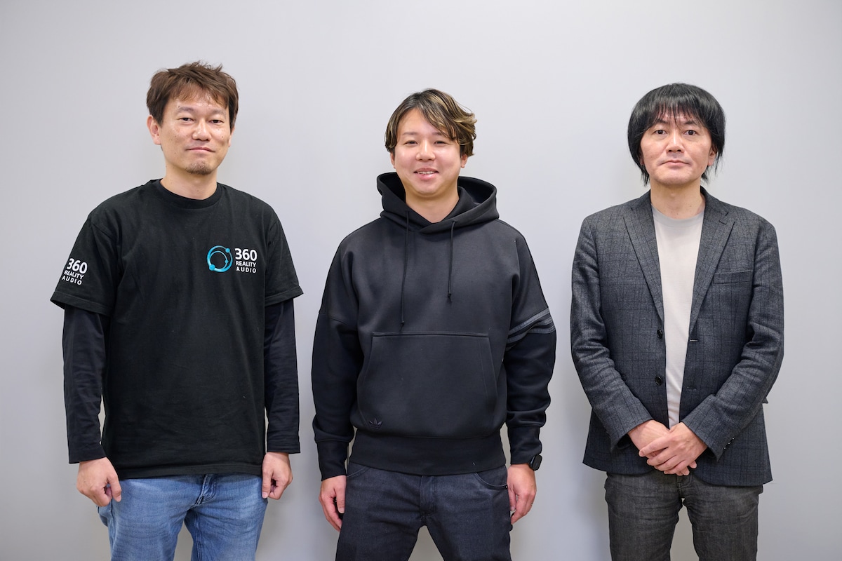 左からソニー パーソナルエンタテインメント事業部 プロジェクト・リーダーの坂根圭太氏、WOWOW 技術センター エンジニアの戸田佳宏氏、ソニー パーソナルエンタテインメント事業部の満生一隆氏。