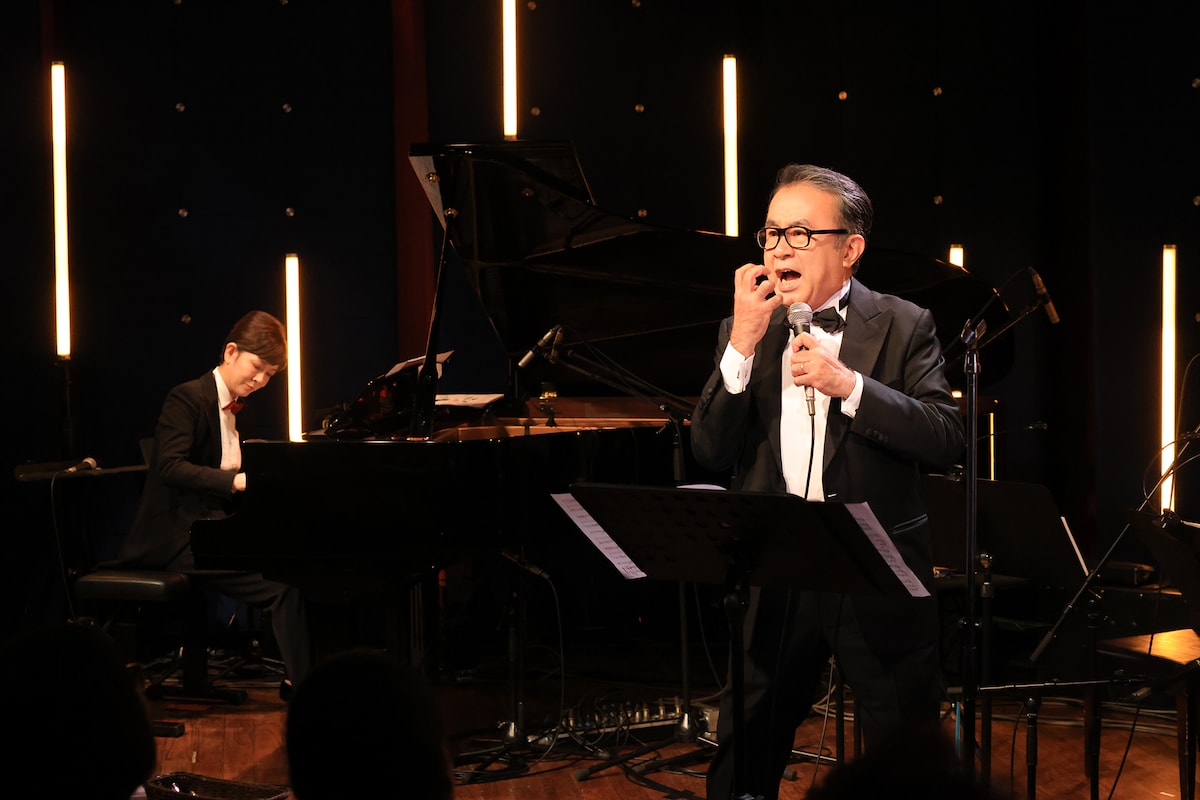 「荻野清子GoGoコンサート～三谷幸喜を歌おう～」より。（撮影：宮川舞子）