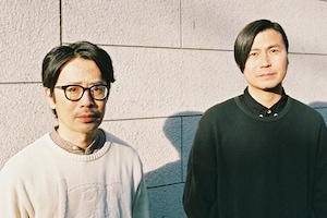 WOWOW「くるりの25回転」特集｜岸田繁×佐藤征史が語る、回り続けるバンドの今