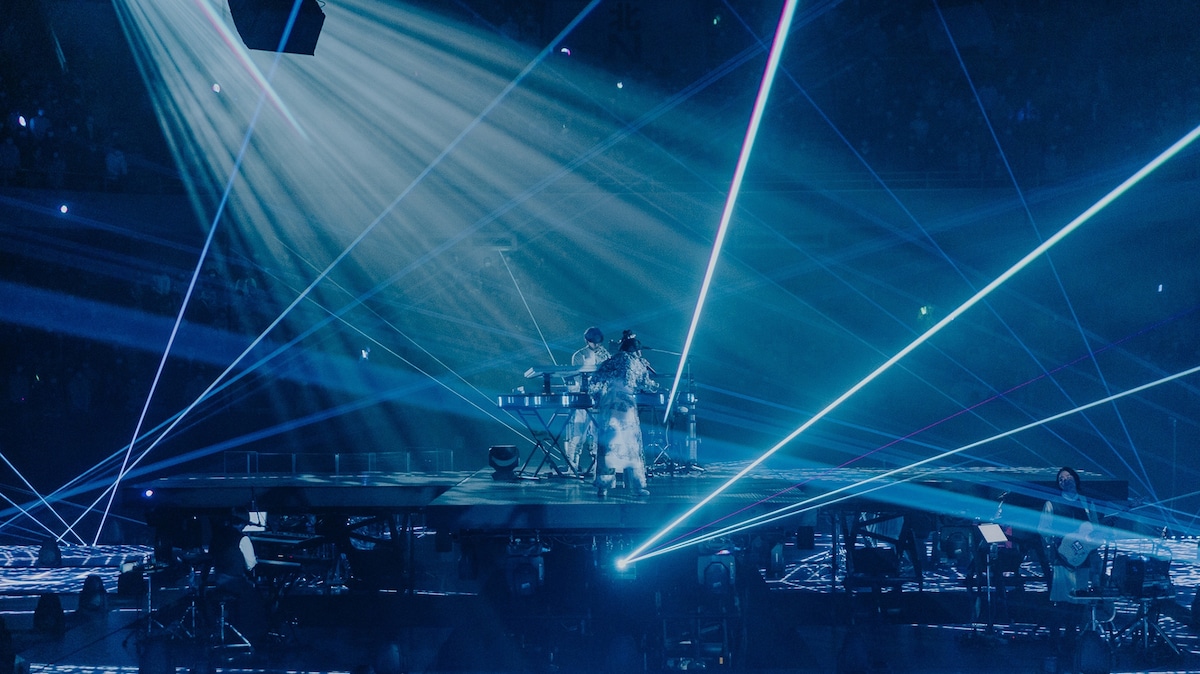 YOASOBI「NICE TO MEET YOU」の様子。（Photo by Kato Shumpei）