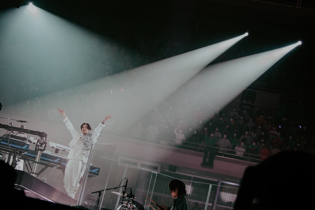 Ayase（Photo by Kato Shumpei）