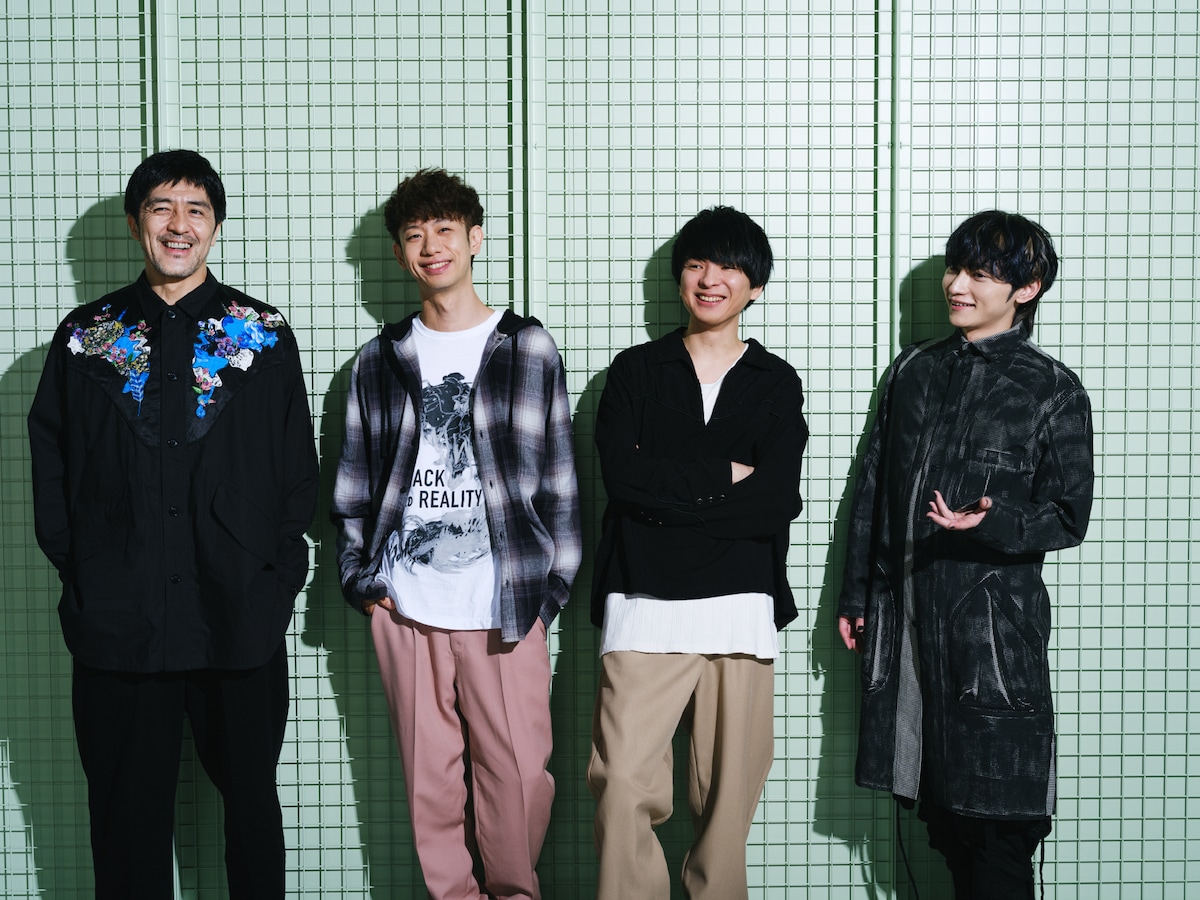 左から谷中敦（東京スカパラダイスオーケストラ）、須藤優（XIIX）、斎藤宏介（XIIX）、SKY-HI。