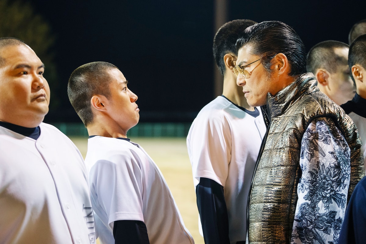 「野球部に花束を」より、髙嶋政宏演じる原田監督。