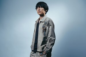 山内総一郎は過去を捨てず、全部一緒に連れていく──魂込めた新曲携えソロアーティストとして本格始動