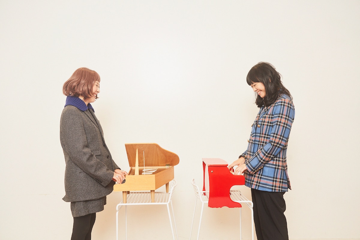 左から矢野顕子、上原ひろみ。