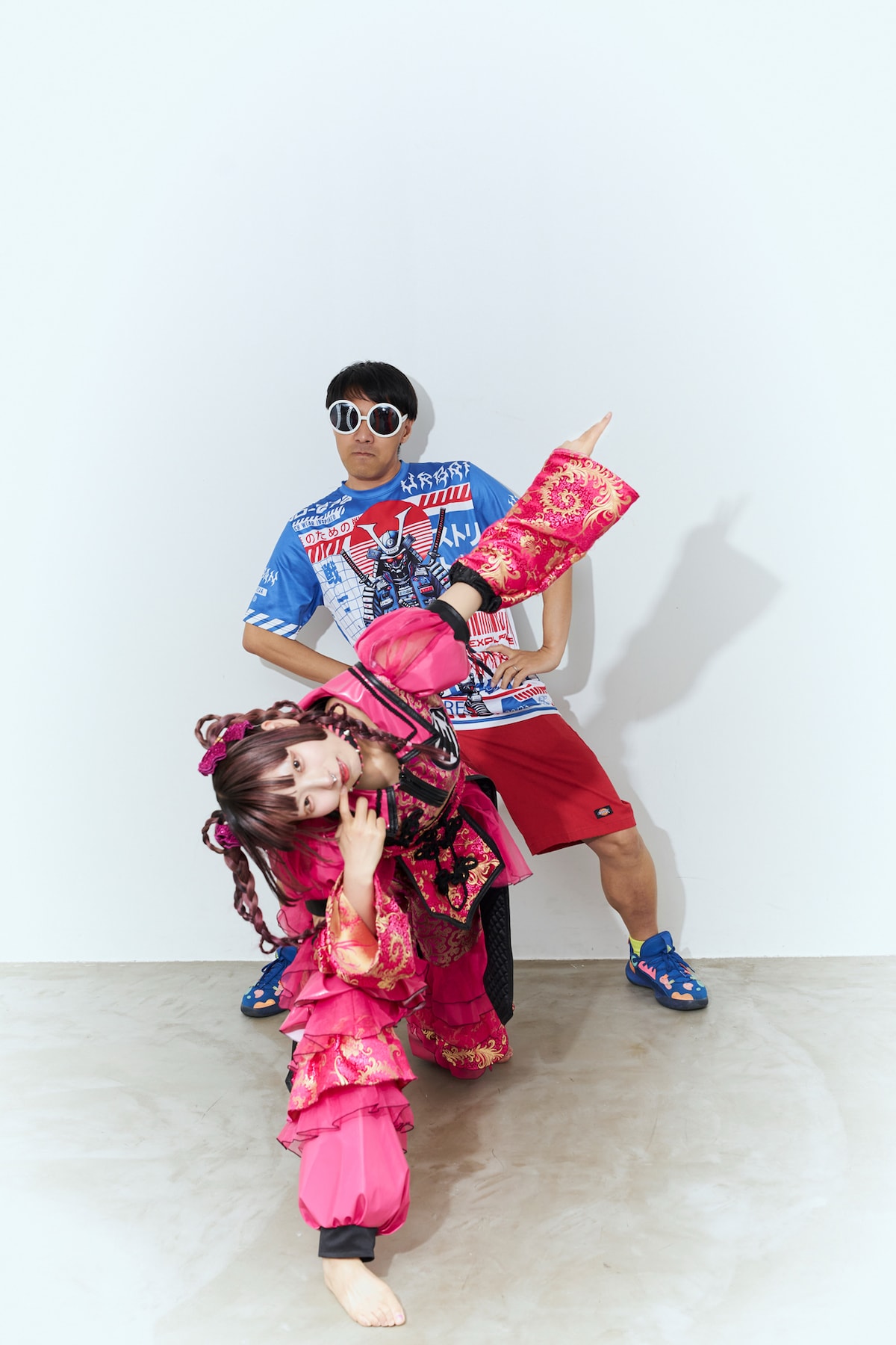 手前からねるん、田家大知。