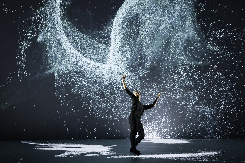 「indivisible substance」より。（写真提供：West Kowloon Cultural District / 香港）