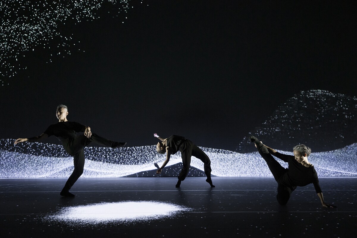 「indivisible substance」より。（写真提供：West Kowloon Cultural District / 香港）