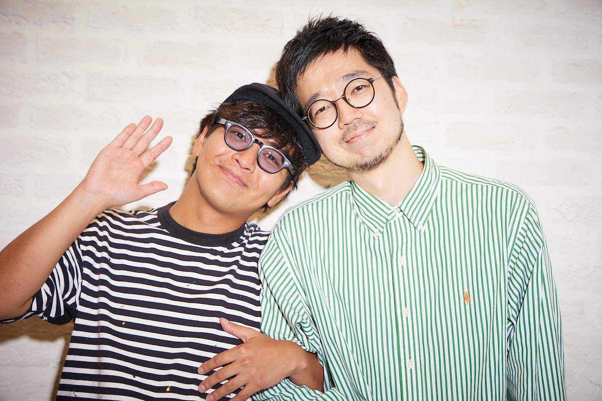 左から吉野エクスプロージョン（G / （夜と）SAMPO）、櫻田佑（トンツカタン）。