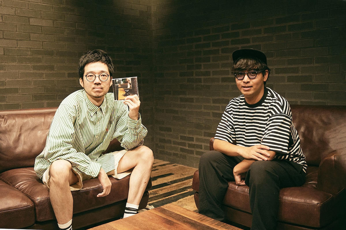 左から櫻田佑（トンツカタン）、吉野エクスプロージョン（G / （夜と）SAMPO）。