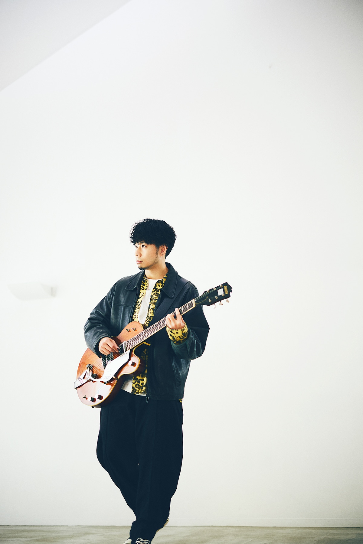 吉田結威(G, Vo)