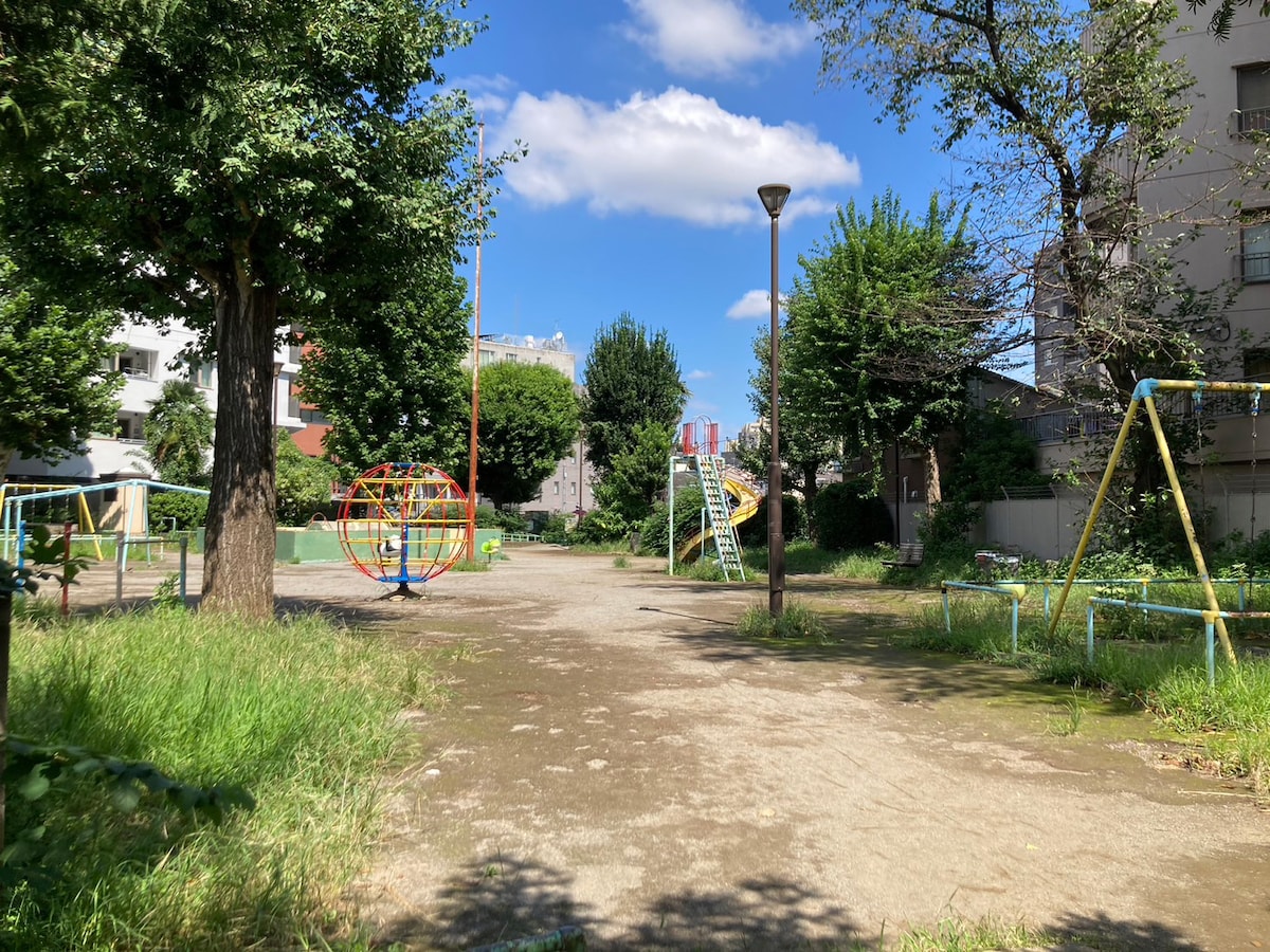 山田義孝（Vo）が昔よく遊んでいた公園。