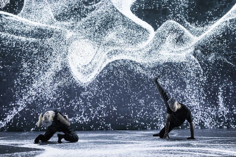 「indivisible substance」より。（写真提供：West Kowloon Cultural District / 香港）