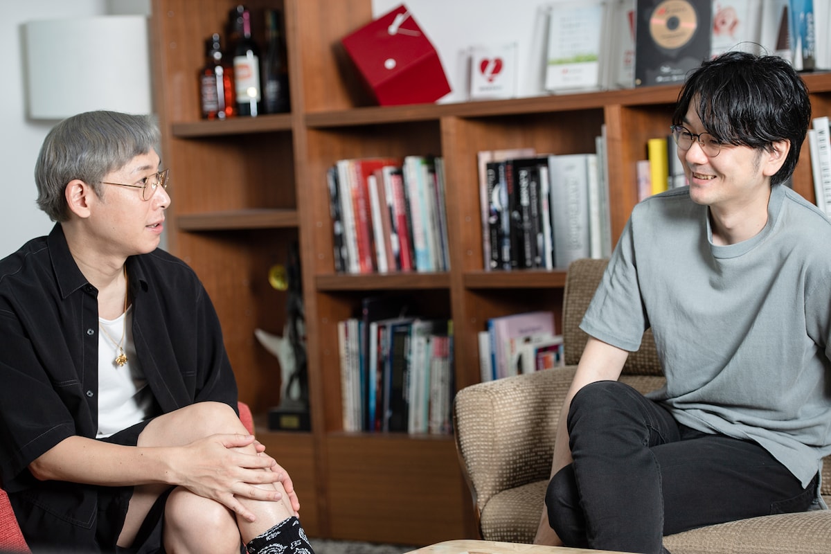 左からミト、牛尾憲輔。