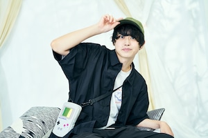 ぜったくんは“ベッドの上”から何を見た？ 念願の1stアルバム「Bed in Wonderland」が完成