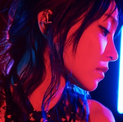 LiSA「明け星 / 白銀」（通常盤初回仕様）